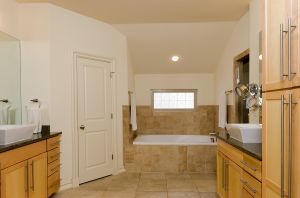Master Bath1.jpg